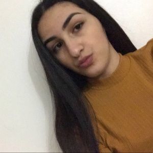 Meet your Posher, Jackie